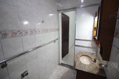 Casa para alugar com 280m², 2 quartos e 5 vagasBanheiro