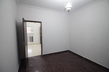 Casa para alugar com 280m², 2 quartos e 5 vagasQuarto 2