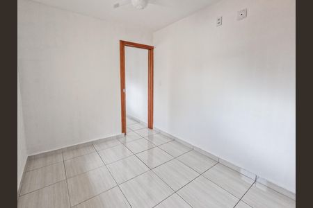 Casa para alugar com 3 quartos, 130m² em Jardim Santo Elias, São Paulo