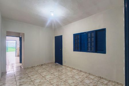 Casa para alugar com 80m², 1 quarto e 2 vagas Casa para alugar com 80m², 1 quarto e 2 vagasSala