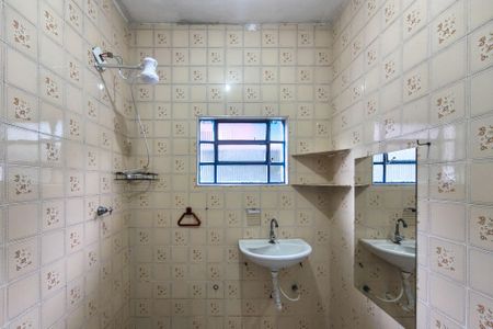 Casa para alugar com 80m², 1 quarto e 2 vagas Casa para alugar com 80m², 1 quarto e 2 vagasBanheiro