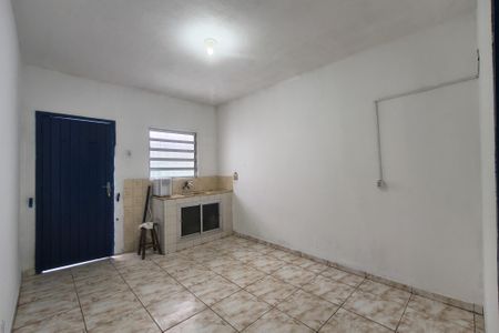 Casa para alugar com 80m², 1 quarto e 2 vagas Casa para alugar com 80m², 1 quarto e 2 vagasCozinha