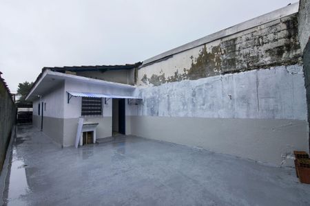 Casa para alugar com 80m², 1 quarto e 2 vagas Casa para alugar com 80m², 1 quarto e 2 vagasQuintal