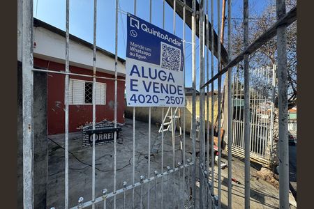 Fachada com PLACA de casa para alugar com 1 quarto, 125m² em Santo Antônio, Osasco