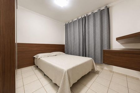 Quarto de apartamento para alugar com 2 quartos, 45m² em Shopping Park, Uberlândia