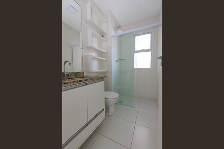 Apartamento para alugar com 68m², 2 quartos e 1 vaga Apartamento para alugar com 68m², 2 quartos e 1 vagaBanheiro Corredor