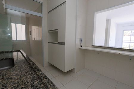 Cozinha de apartamento para alugar com 2 quartos, 68m² em Parque São Lourenço, Indaiatuba
