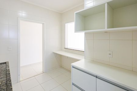 Apartamento para alugar com 68m², 2 quartos e 1 vaga Apartamento para alugar com 68m², 2 quartos e 1 vagaCozinha