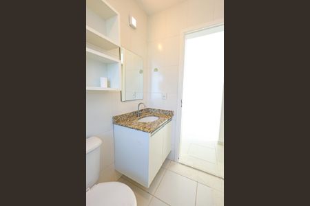 Banheiro de apartamento para alugar com 2 quartos, 68m² em Parque São Lourenço, Indaiatuba