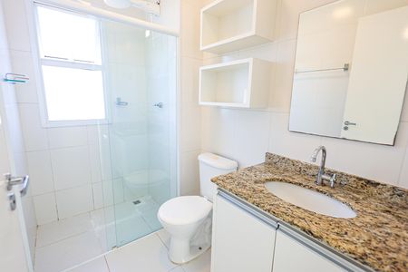 Apartamento para alugar com 68m², 2 quartos e 1 vaga Apartamento para alugar com 68m², 2 quartos e 1 vagaBanheiro