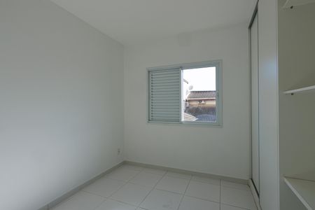 Apartamento para alugar com 68m², 2 quartos e 1 vaga