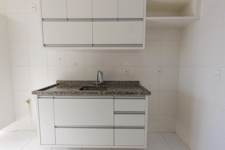 Apartamento para alugar com 68m², 2 quartos e 1 vaga