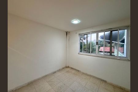 Casa de condomínio para alugar com 420m², 4 quartos e 2 vagas Casa de condomínio para alugar com 420m², 4 quartos e 2 vagasQuarto