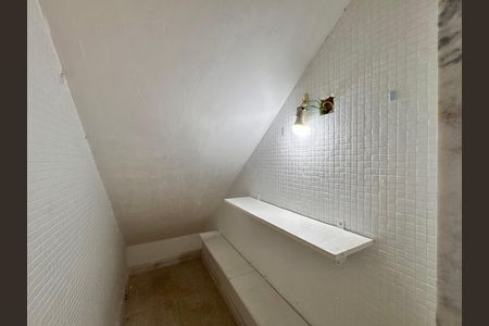 Casa de condomínio para alugar com 420m², 4 quartos e 2 vagas Casa de condomínio para alugar com 420m², 4 quartos e 2 vagasCompartimento
