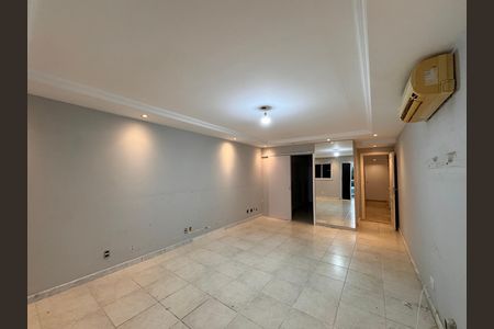 Casa de condomínio para alugar com 420m², 4 quartos e 2 vagas Casa de condomínio para alugar com 420m², 4 quartos e 2 vagasSuíte 1