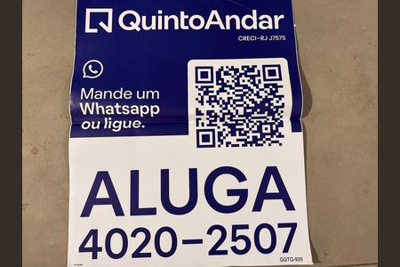 Casa de condomínio para alugar com 420m², 4 quartos e 2 vagas