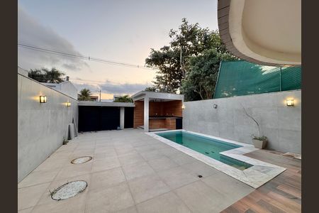 Área externa de casa de condomínio para alugar com 4 quartos, 420m² em Recreio dos Bandeirantes, Rio de Janeiro