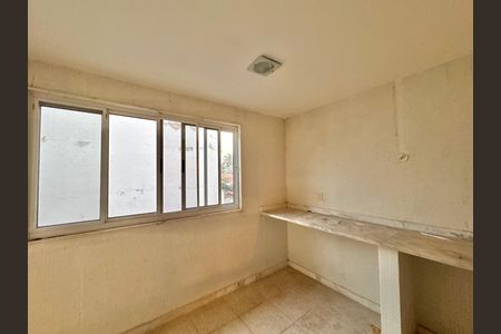 Casa de condomínio para alugar com 420m², 4 quartos e 2 vagas Casa de condomínio para alugar com 420m², 4 quartos e 2 vagasQuarto