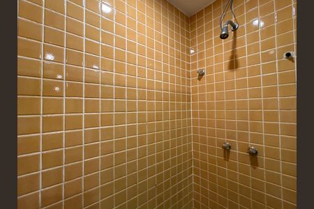 Casa de condomínio para alugar com 420m², 4 quartos e 2 vagas Casa de condomínio para alugar com 420m², 4 quartos e 2 vagasSuíte 2 - Banheiro