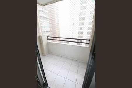 Apartamento para alugar com 80m², 3 quartos e 2 vagasSala