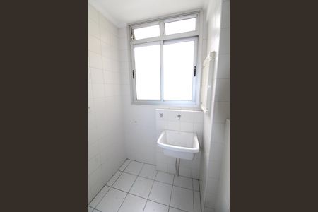 Área de Serviço de apartamento para alugar com 3 quartos, 80m² em Parque Industrial, São José dos Campos