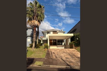 Casa de condomínio para alugar com 221m², 3 quartos e 4 vagas