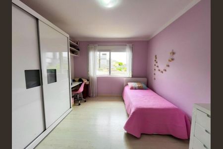 Casa de condomínio para alugar com 221m², 3 quartos e 4 vagas