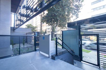 Apartamento à venda com 109m², 2 quartos e 2 vagasÁrea externa