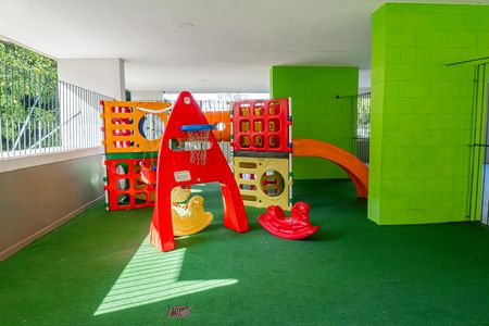 Apartamento à venda com 75m², 2 quartos e 1 vaga