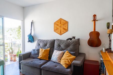 Apartamento à venda com 75m², 2 quartos e 1 vaga