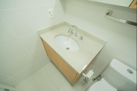 Studio à venda com 27m², 1 quarto e sem vaga Studio à venda com 27m², 1 quarto e sem vagaBanheiro