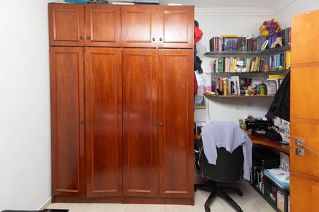 Casa à venda com 290m², 7 quartos e 2 vagas Casa à venda com 290m², 7 quartos e 2 vagasQuarto 3