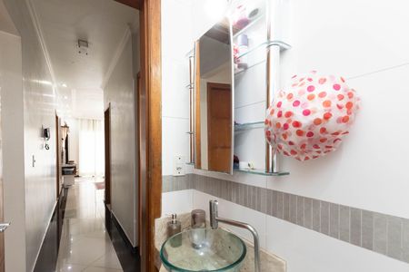 Casa à venda com 290m², 7 quartos e 2 vagas Casa à venda com 290m², 7 quartos e 2 vagasBanheiro 2