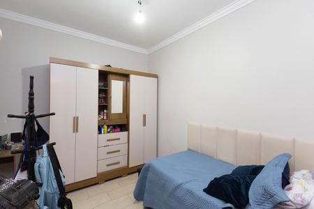 Casa à venda com 290m², 7 quartos e 2 vagas Casa à venda com 290m², 7 quartos e 2 vagasQuarto 2