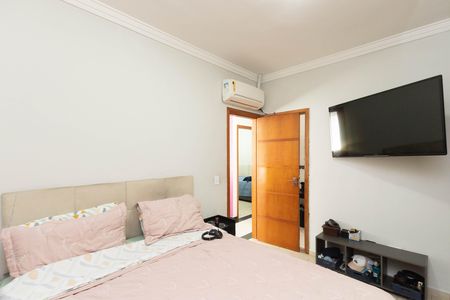 Casa à venda com 290m², 7 quartos e 2 vagas Casa à venda com 290m², 7 quartos e 2 vagasSuíte
