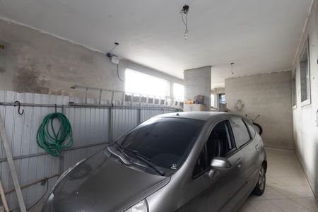 Garagem casa principal de casa à venda com 7 quartos, 290m² em Jardim Fontalis, São Paulo