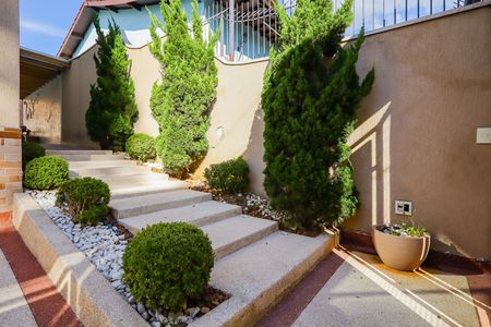 Casa para alugar com 180m², 3 quartos e 2 vagas