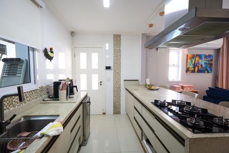Casa para alugar com 180m², 3 quartos e 2 vagas