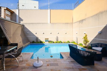 Casa para alugar com 180m², 3 quartos e 2 vagas