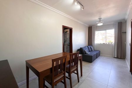 Apartamento à venda com 67m², 2 quartos e 1 vaga Apartamento à venda com 67m², 2 quartos e 1 vagaSala