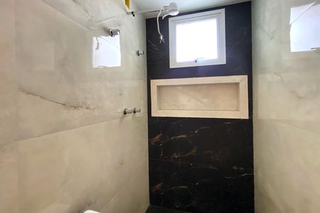 Casa à venda com 124m², 3 quartos e 2 vagas Casa à venda com 124m², 3 quartos e 2 vagasBanheiro