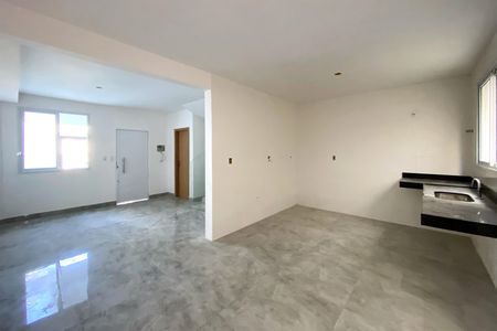 Casa à venda com 124m², 3 quartos e 2 vagas Casa à venda com 124m², 3 quartos e 2 vagasCozinha