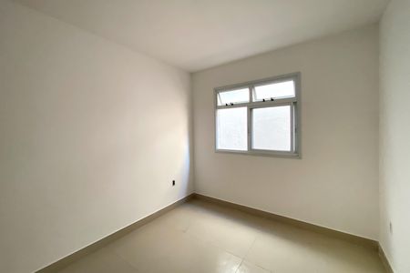 Quarto 2 de casa à venda com 3 quartos, 124m² em Santa Efigênia, Belo Horizonte