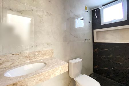 Casa à venda com 124m², 3 quartos e 2 vagas Casa à venda com 124m², 3 quartos e 2 vagasBanheiro