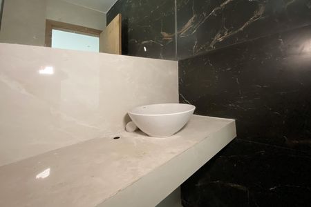 Casa à venda com 124m², 3 quartos e 2 vagas Casa à venda com 124m², 3 quartos e 2 vagasLavabo da Sala