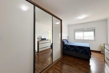 Apartamento à venda com 155m², 3 quartos e 3 vagas Apartamento à venda com 155m², 3 quartos e 3 vagasSuíte 3