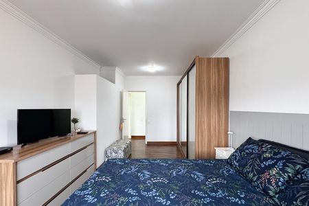 Apartamento à venda com 155m², 3 quartos e 3 vagas Apartamento à venda com 155m², 3 quartos e 3 vagasSuíte 3