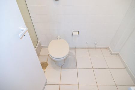 Apartamento para alugar com 38m², 1 quarto e sem vaga Apartamento para alugar com 38m², 1 quarto e sem vagaBanheiro / Área de Serviço
