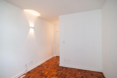 Apartamento para alugar com 38m², 1 quarto e sem vaga Apartamento para alugar com 38m², 1 quarto e sem vagaSala