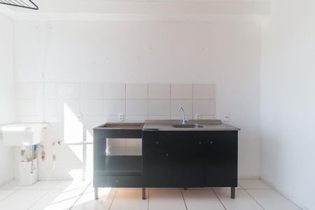 Cozinha de apartamento para alugar com 2 quartos, 49m² em Vila Monteiro, Poá